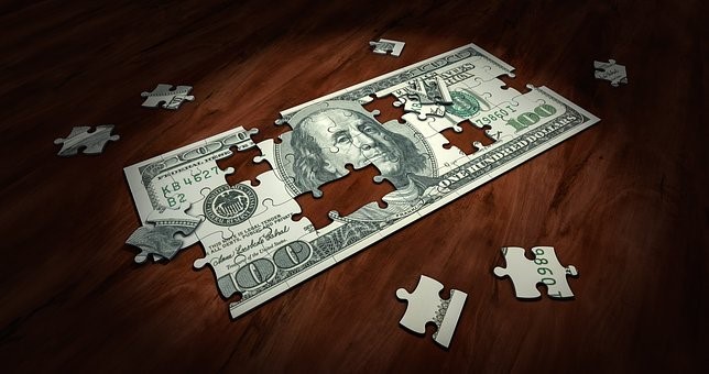 How Does Minecraft Make Money? - FourWeekMBA